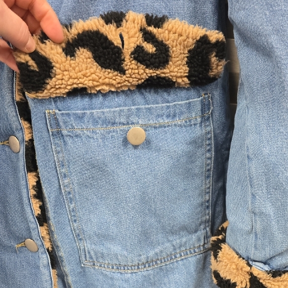 Denim Shearling Coat with Leopard Print Sherpa | Z Studio | Medium - Picture 5 of 9